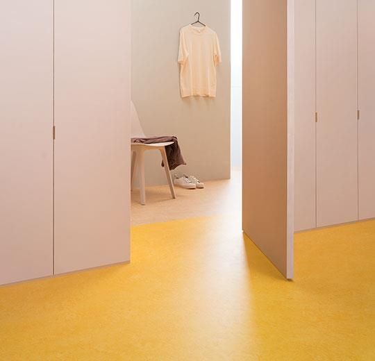 Forbo Marmoleum Marbled Fresco Lemon Zest 3251 2mm