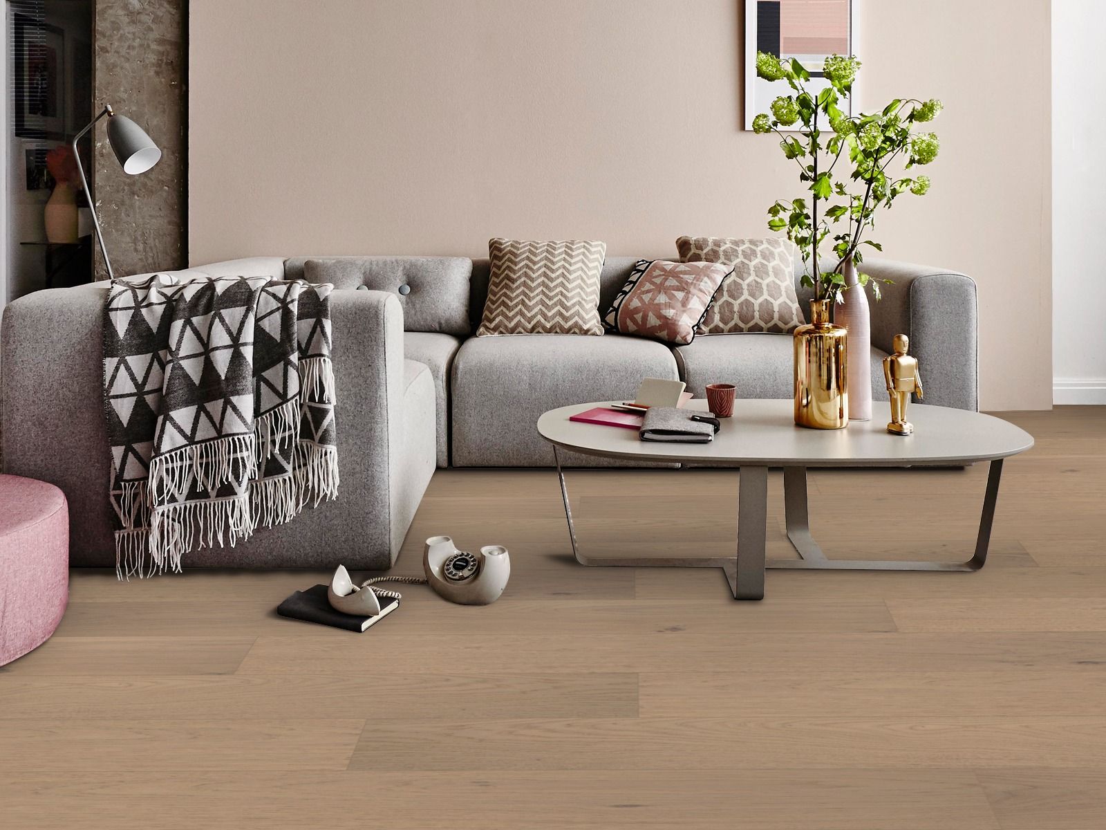 Furlong Flooring Universal Clic Brushed & Matt Lac 12mm Uniclic 12/3mm Blonde Oak WP2 36213