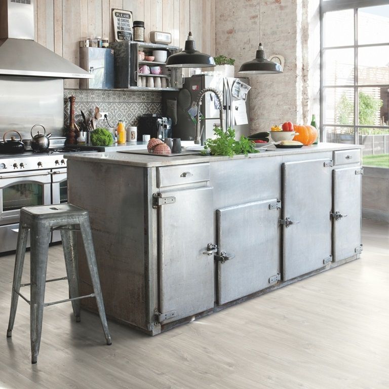 Quick Step Vinyl Luxury Tile Alpha Blos Base Gingerbread Oak AVSPT40278