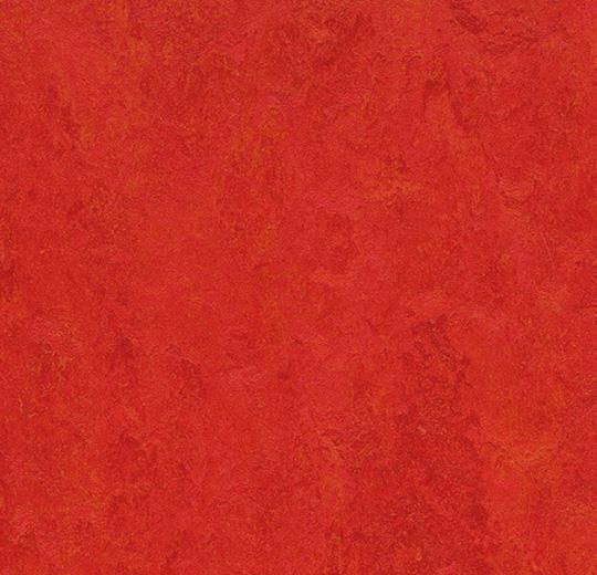 Forbo Marmoleum Click Scarlet 333131 30x30