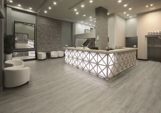 Polyflor Bevel Line Ashen Oak 2818 Polyflor Bevel Line Ashen Oak 2818