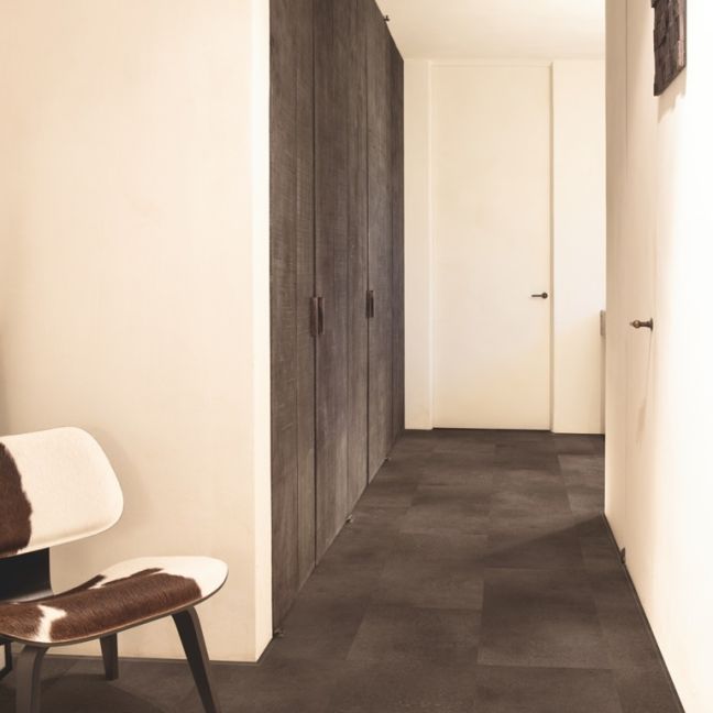 Quick Step Vinyl Luxury Tile Alpha Oro Base Cinnamon Rock AVSTT40233