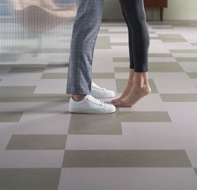 Forbo Marmoleum Click Liquid Clay 333702 30x30 Forbo Marmoleum Click Liquid Clay 333702 30x30