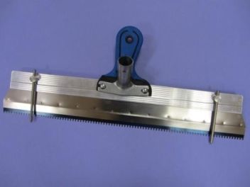 Big Area Trowel with Pins Big Area Trowel with Pins