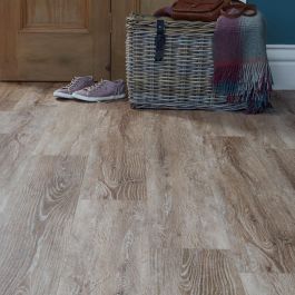 Flooring Hut Burrnest - Bleached Sawn Wood
