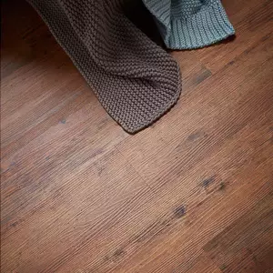Burrnest LVT